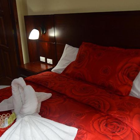 Balcones Del Rio Hotel Latacunga Bagian luar foto